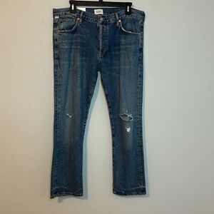 NWT Citizens of Humanity Emerson slim boyfriend denim jeans. Women’s size 29.